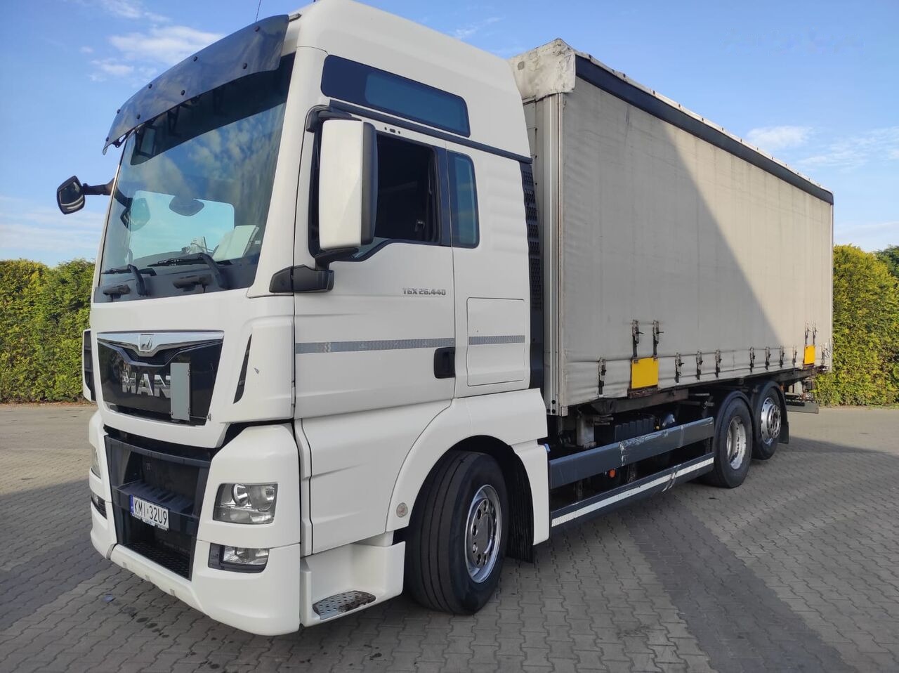MAN TGX 26.440 - Cab chassis truck: picture 2 MAN TGX 26.440 - Cab chassis truck: picture 2