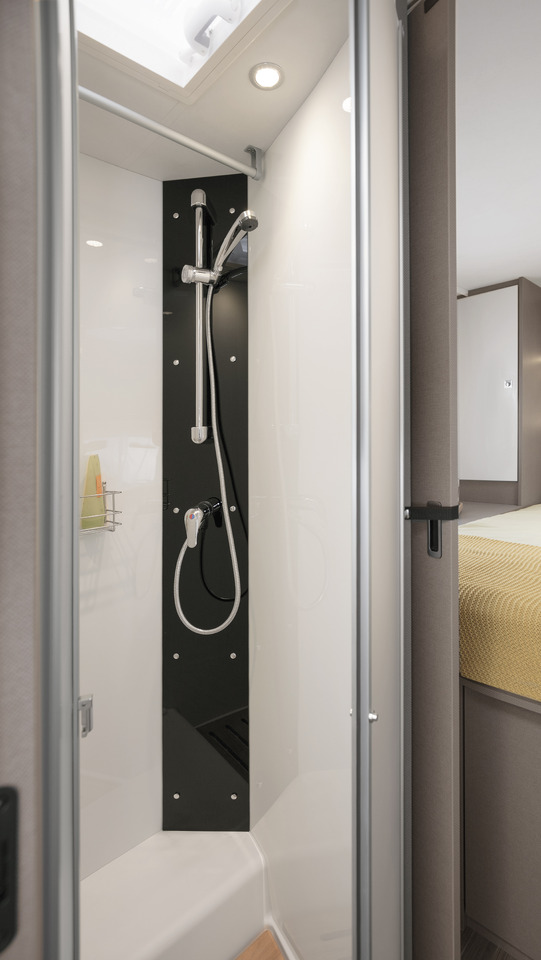 New Semi-integrated motorhome Etrusco T 7.3 QCF: picture 30