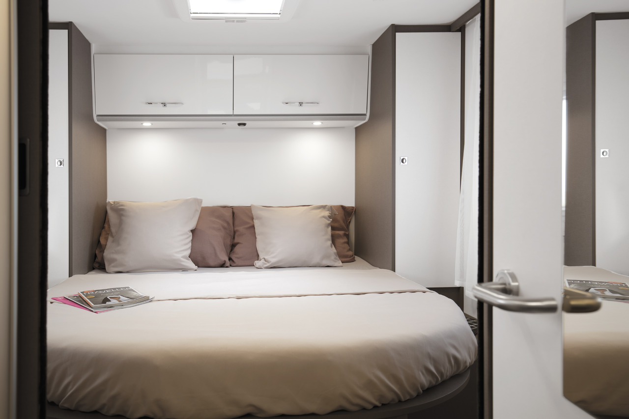 New Semi-integrated motorhome Etrusco T 7.3 QCF: picture 31