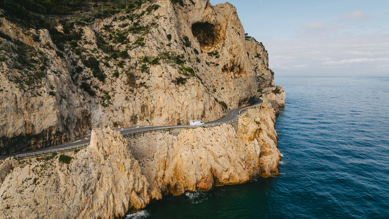 New Semi-integrated motorhome Etrusco T 7.3 QCF: picture 18