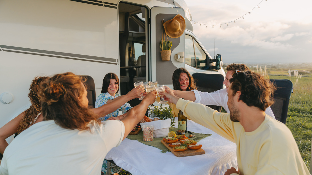 New Semi-integrated motorhome Etrusco T 7.3 QCF: picture 16