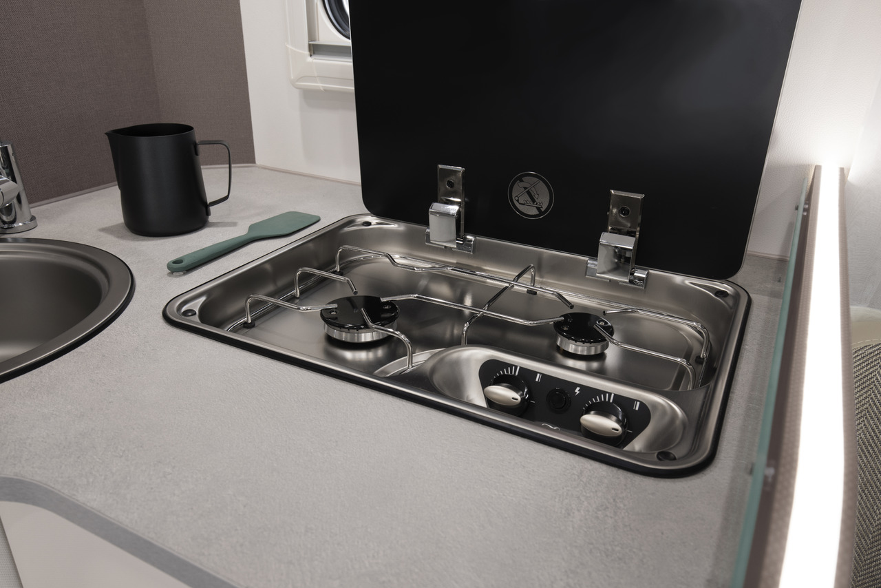 New Semi-integrated motorhome Etrusco T 7.3 QCF: picture 37