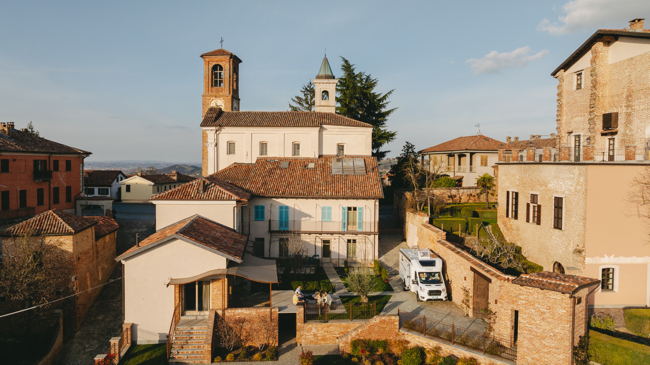 New Semi-integrated motorhome Etrusco T 7.3 QCF: picture 14