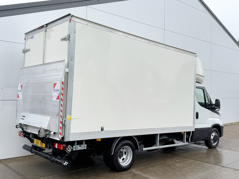 Iveco Daily 35C16 3.0L Laadklep Dubbellucht Climate Control Cruise Control Meubelbak Bakwagen Koffer - Box van: picture 3 Iveco Daily 35C16 3.0L Laadklep Dubbellucht Climate Control Cruise Control Meubelbak Bakwagen Koffer - Box van: picture 3