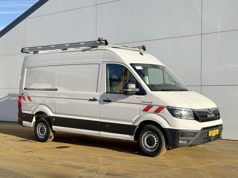 MAN TGE 3.140 2.0 TDI L3H3 Airco Cruise Control Trekhaak Carplay Navigatie Parkeersensoren voor achter - Panel van: picture 4 MAN TGE 3.140 2.0 TDI L3H3 Airco Cruise Control Trekhaak Carplay Navigatie Parkeersensoren voor achter - Panel van: picture 4