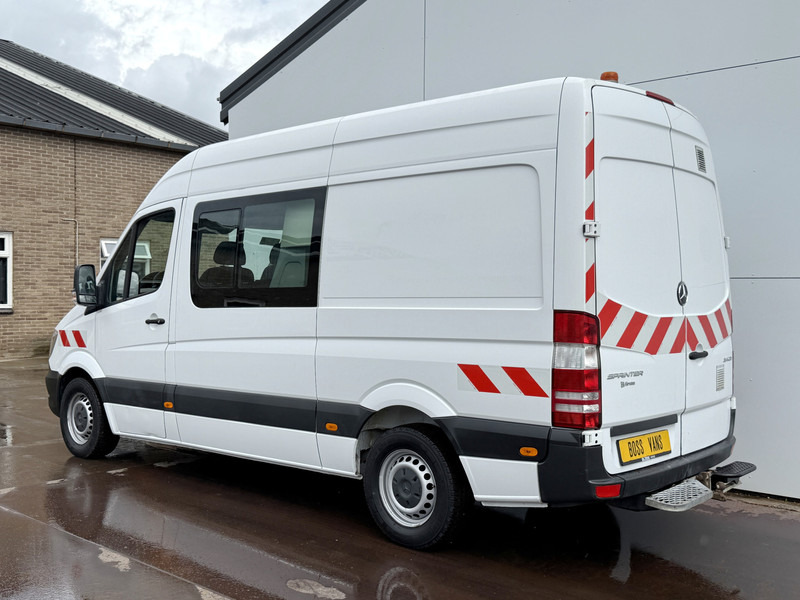 Mercedes-Benz Sprinter 314 2.2 CDI Dubbele Cabine 7 Stoelen L2H2 Climate Control Cruise Control 3.5t Trekhaak - Small van, Combi van: picture 2 Mercedes-Benz Sprinter 314 2.2 CDI Dubbele Cabine 7 Stoelen L2H2 Climate Control Cruise Control 3.5t Trekhaak - Small van, Combi van: picture 2