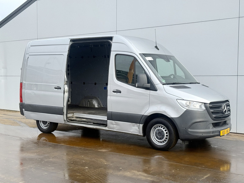 ☞ Mercedes-Benz Sprinter 315 1.9 CDI Automaat L2H2 Climate Control Carplay Camera Parkeersensoren voor achter - Small van: picture 5 ☞ Mercedes-Benz Sprinter 315 1.9 CDI Automaat L2H2 Climate Control Carplay Camera Parkeersensoren voor achter - Small van: picture 5