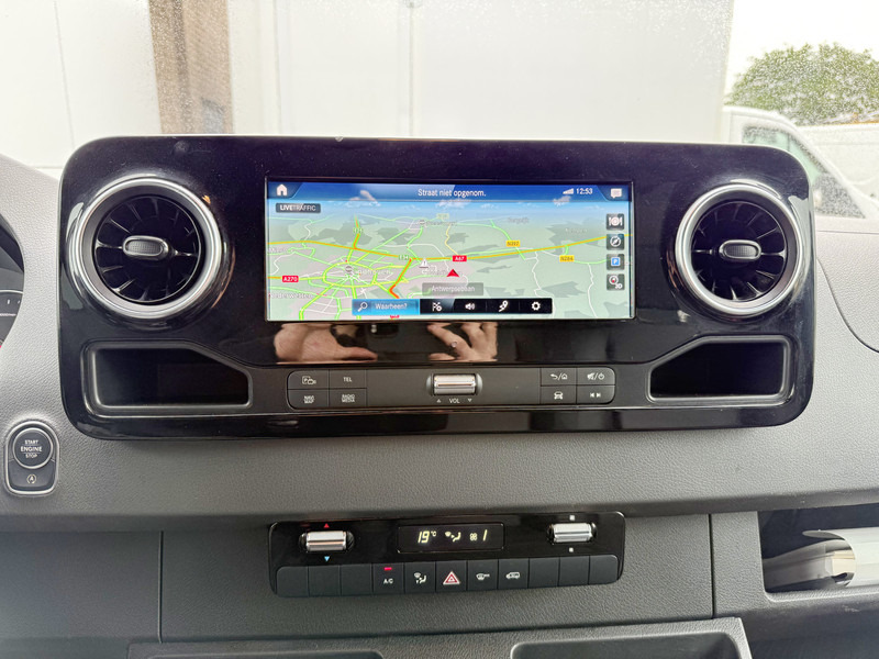 Panel van, Combi van Mercedes-Benz Sprinter 319 1.9 CDI Automaat L3H2 Dubbele Cabine Mercedes ME MBUX Climate Control Camera Navigatie Trekhaak DOKA DC: picture 19