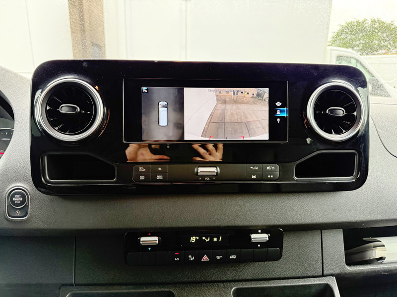 Panel van, Combi van Mercedes-Benz Sprinter 319 1.9 CDI Automaat L3H2 Dubbele Cabine Mercedes ME MBUX Climate Control Camera Navigatie Trekhaak DOKA DC: picture 20
