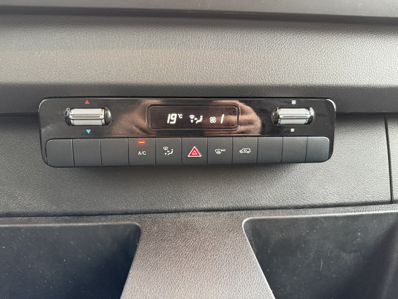 Leasing of Mercedes-Benz Sprinter 514 2.2 CDI Automaat Achterdeuren Climate Control Cruise Control Koffer Bakwagen Meubelbak Mercedes-Benz Sprinter 514 2.2 CDI Automaat Achterdeuren Climate Control Cruise Control Koffer Bakwagen Meubelbak: picture 16