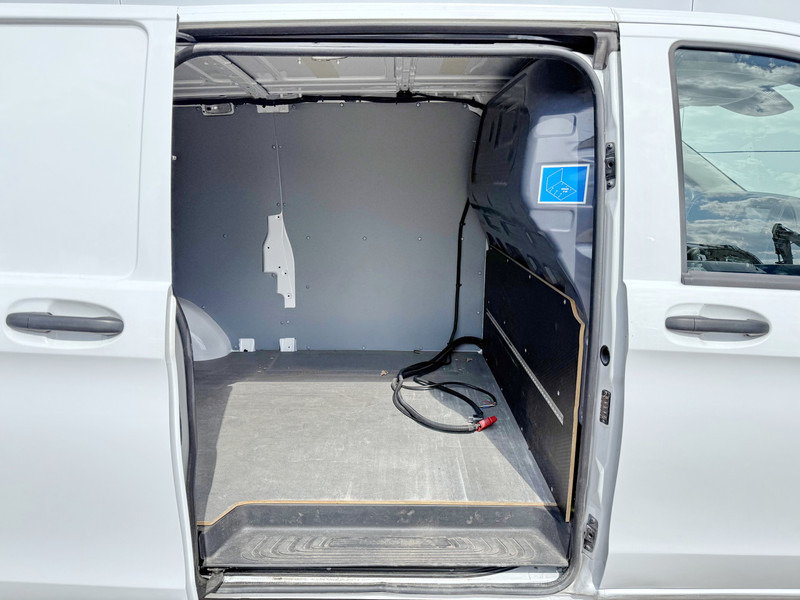 Small van Mercedes-Benz Vito 116 CDI Automaat L3 Climate Control Cruise Control Trekhaak Navigatie Camera Parkeersensoren voor achter: picture 10