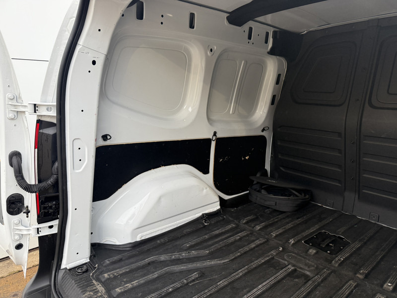 Small van, Electric van Mercedes-Benz eCitan 112 Pro L1 Elektrisch 51kWh 284km WLTP LED Cruise Control Climate Control Carplay Parkeersensoren Achter: picture 12 Small van, Electric van Mercedes-Benz eCitan 112 Pro L1 Elektrisch 51kWh 284km WLTP LED Cruise Control Climate Control Carplay Parkeersensoren Achter: picture 12