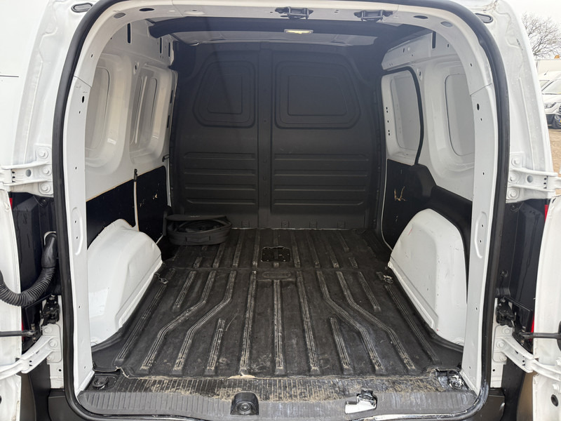 Small van, Electric van Mercedes-Benz eCitan 112 Pro L1 Elektrisch 51kWh 284km WLTP LED Cruise Control Climate Control Carplay Parkeersensoren Achter: picture 11 Small van, Electric van Mercedes-Benz eCitan 112 Pro L1 Elektrisch 51kWh 284km WLTP LED Cruise Control Climate Control Carplay Parkeersensoren Achter: picture 11