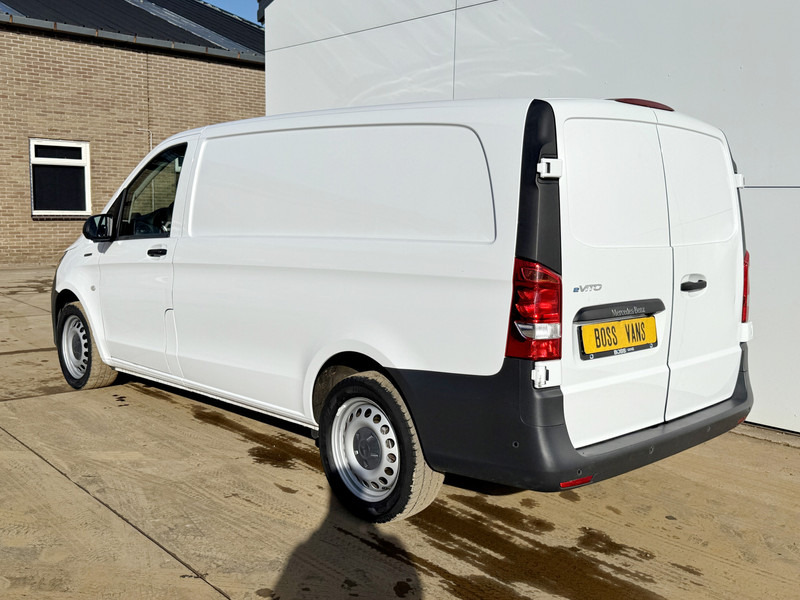 Mercedes-Benz eVito 112 66kWh 280km WLTP 96% (SOH) 80KW Snelladen Climate Control Cruise Control Stoelverwarming Apple Carplay Parkeersensoren Voor en Achter - Small van, Electric van: picture 3 Mercedes-Benz eVito 112 66kWh 280km WLTP 96% (SOH) 80KW Snelladen Climate Control Cruise Control Stoelverwarming Apple Carplay Parkeersensoren Voor en Achter - Small van, Electric van: picture 3