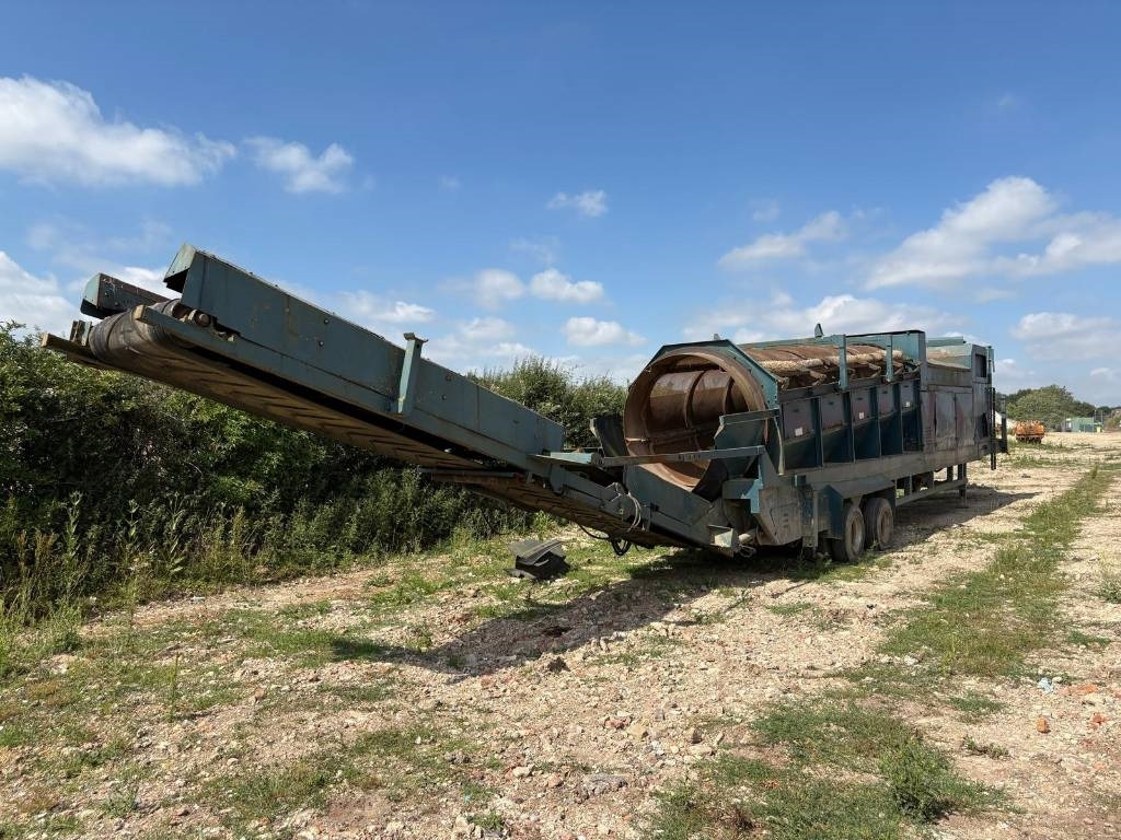 PowerScreen 725 - Screener: picture 1 PowerScreen 725 - Screener: picture 1