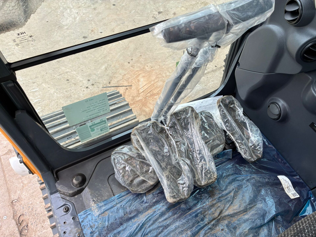 Crawler excavator Hyundai HX145ALCR: picture 19 Crawler excavator Hyundai HX145ALCR: picture 19