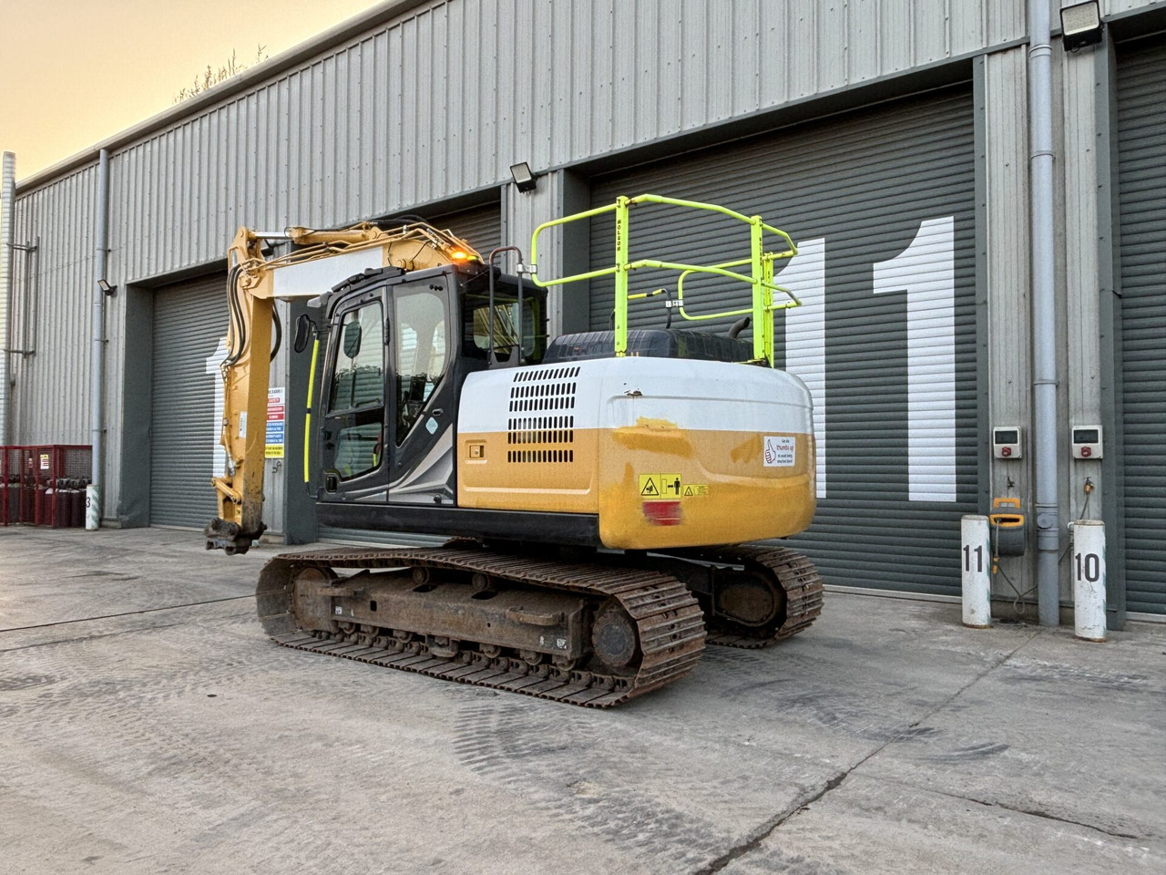 Kobelco SK130LC-11 - Crawler excavator: picture 3 Kobelco SK130LC-11 - Crawler excavator: picture 3
