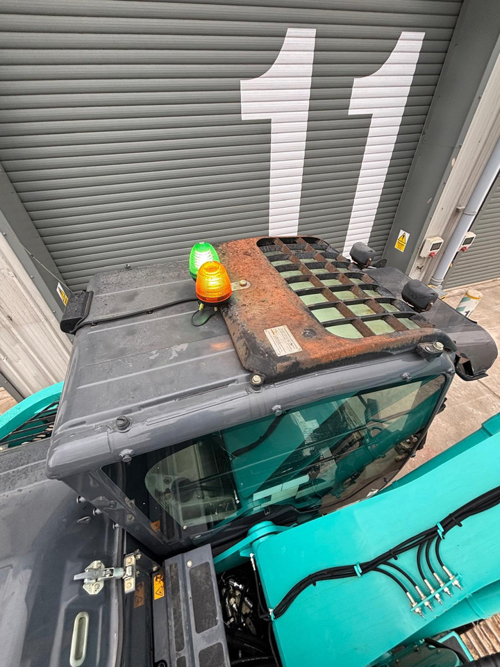 Crawler excavator Kobelco SK140SRLC-5: picture 16