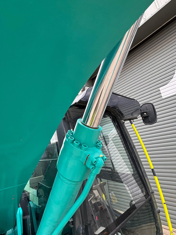 Crawler excavator Kobelco SK140SRLC-5: picture 12