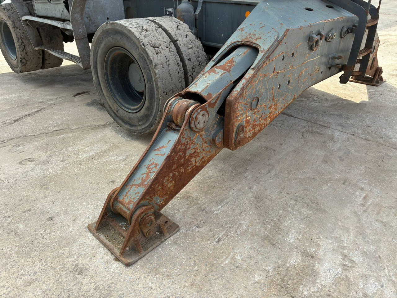 Waste/ Industry handler Liebherr LH40M: picture 38