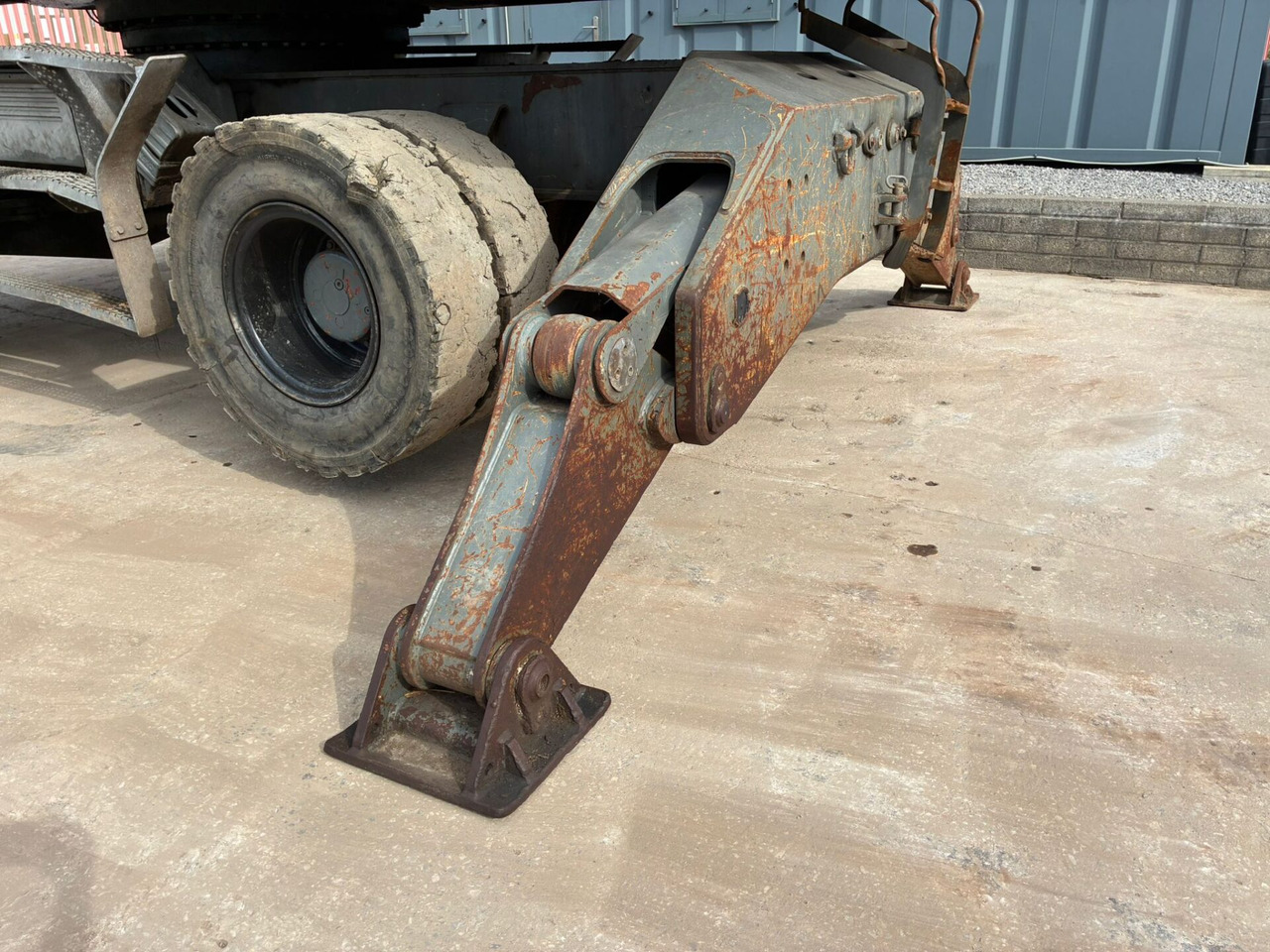 Waste/ Industry handler Liebherr LH40M: picture 36