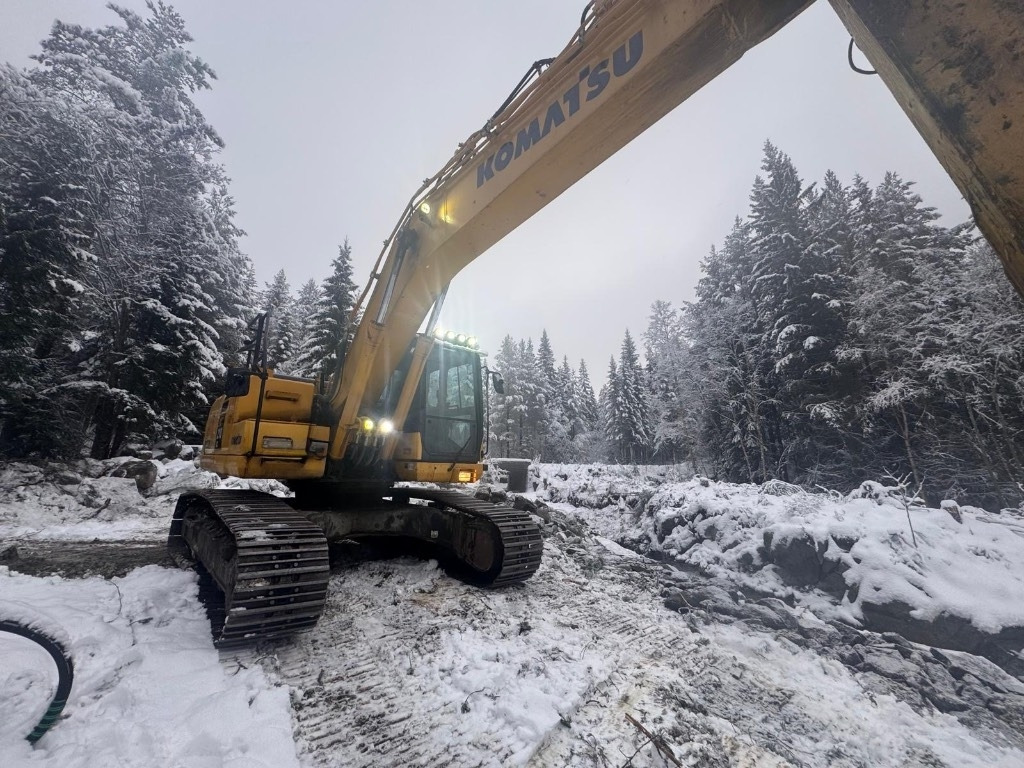 Komatsu PC 210 LC-10 - Crawler excavator: picture 4 Komatsu PC 210 LC-10 - Crawler excavator: picture 4