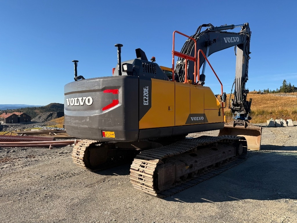Volvo EC220EL - Crawler excavator: picture 1 Volvo EC220EL - Crawler excavator: picture 1