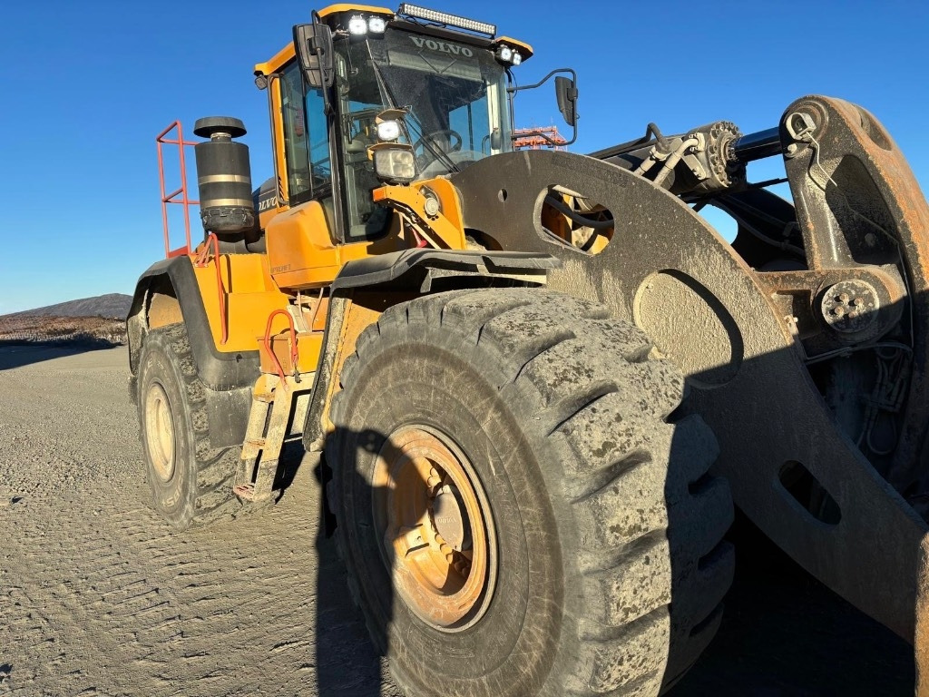Volvo L 260 H - Wheel loader: picture 2 Volvo L 260 H - Wheel loader: picture 2