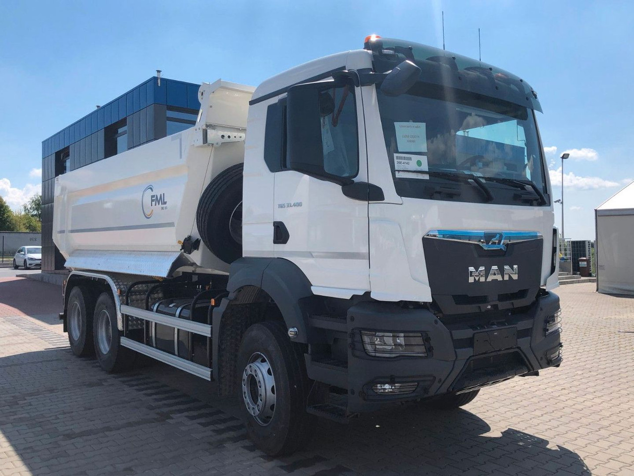 MAN TGS 33.400 6X4 EURO2 FML KIPPER 17,5M3 - Tipper: picture 1 MAN TGS 33.400 6X4 EURO2 FML KIPPER 17,5M3 - Tipper: picture 1
