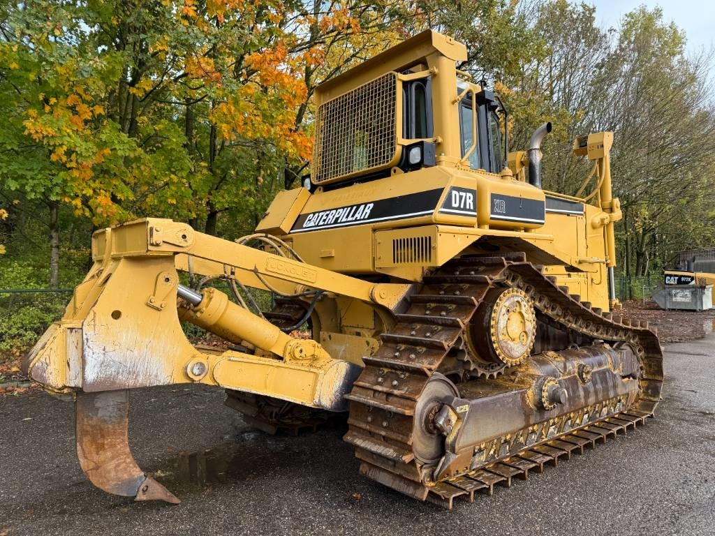 CAT D7R XR CE / LOW HOURS / TOP CONDITION - Bulldozer: picture 5 CAT D7R XR CE / LOW HOURS / TOP CONDITION - Bulldozer: picture 5