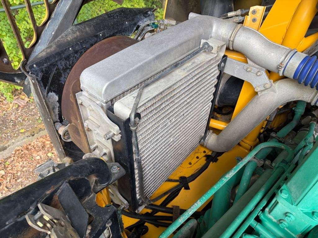 Articulated dumper Volvo A25D: picture 16 Articulated dumper Volvo A25D: picture 16