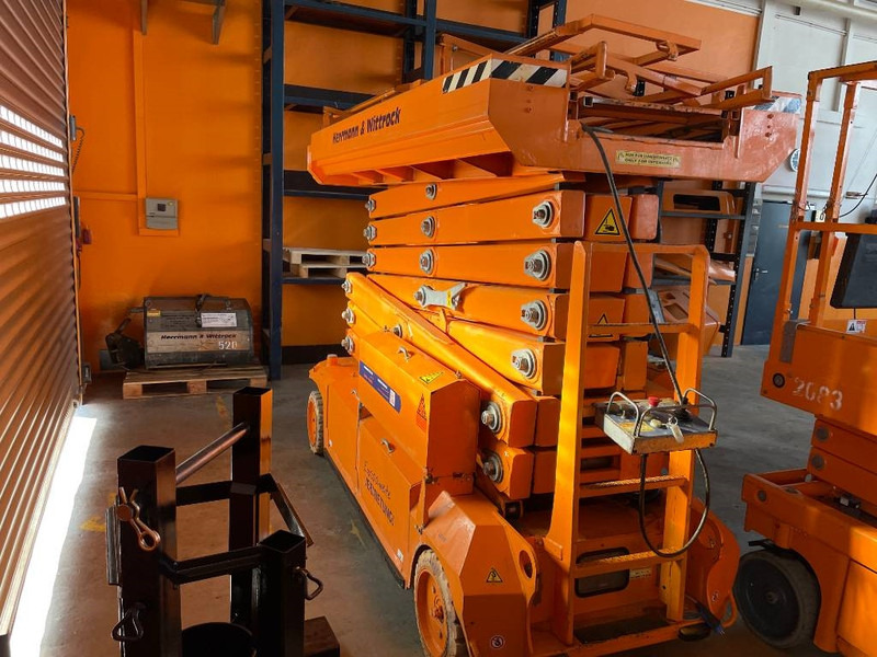 PB S 171-12 E - Scissor lift: picture 4 PB S 171-12 E - Scissor lift: picture 4