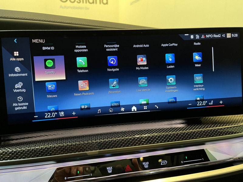 Sedan BMW i7 xDrive60 106 kWh / M Sportpakket / Panoramadak / Bowers & Wilkins / 11.600 KM !!: picture 19