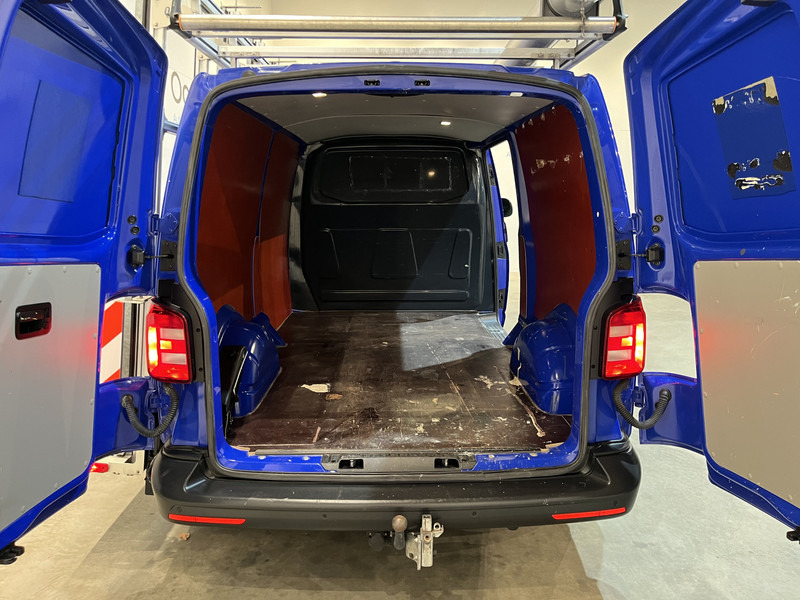 Volkswagen Transporter 2.0 TDI L2H1 / Van Den Born Glasresteel / Euro 6 / Airco / Glastransporter / Cruise Control / Trekhaak / Imperiaal / CarPlay / Navigatie / PDC / 83.500 KM !! - Commercial vehicle: picture 5 Volkswagen Transporter 2.0 TDI L2H1 / Van Den Born Glasresteel / Euro 6 / Airco / Glastransporter / Cruise Control / Trekhaak / Imperiaal / CarPlay / Navigatie / PDC / 83.500 KM !! - Commercial vehicle: picture 5