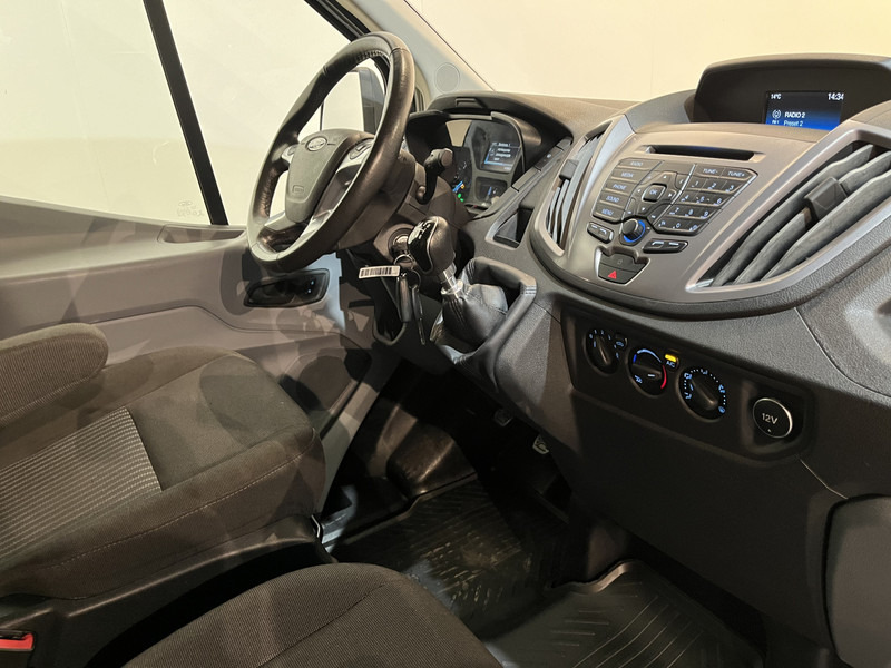 Ford Transit 350 2.0 TDCI L2H2 Trend 130 PK RWD Servicebus / Sortimo Inrichting / Euro 6 / Airco / Cruise Control / Camera / 3-Zits - Panel van: picture 3 Ford Transit 350 2.0 TDCI L2H2 Trend 130 PK RWD Servicebus / Sortimo Inrichting / Euro 6 / Airco / Cruise Control / Camera / 3-Zits - Panel van: picture 3