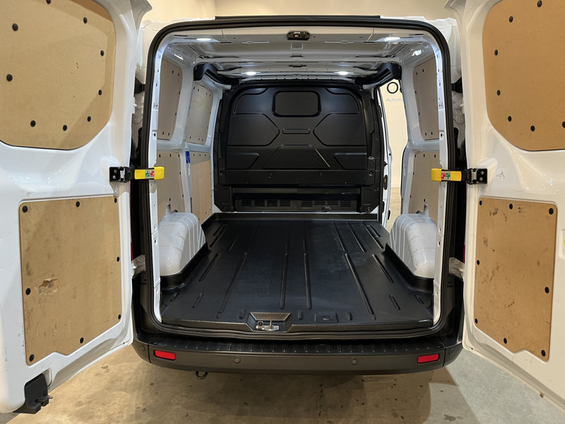 Ford Transit Custom 300 2.0 TDCI 130 PK L1H1 Trail / Euro6 / Airco / Cruise / Leer / PDC / 3-zits / 35.000 KM !! / BPM VRIJ !! - Small van: picture 5 Ford Transit Custom 300 2.0 TDCI 130 PK L1H1 Trail / Euro6 / Airco / Cruise / Leer / PDC / 3-zits / 35.000 KM !! / BPM VRIJ !! - Small van: picture 5