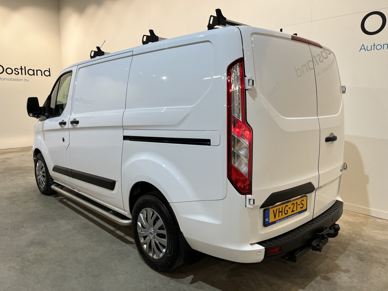 Small van Ford Transit Custom 340 2.0 TDCI L1H1 Trend 130 PK Servicebus / Sortimo Inrichting / Euro 6 / Schuifdeur L + R / 220V. / Airco / Cruise Control / PDC / CarPlay / Trekhaak / Navigatie /: picture 18