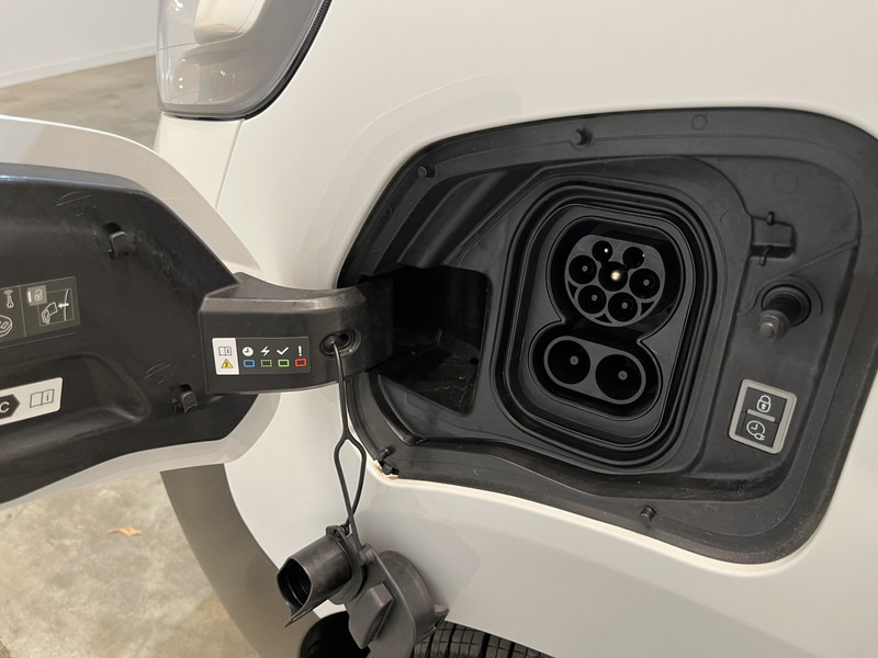 Small van, Electric van Opel Vivaro-e L2 75 kWh Servicebus / Sortimo Inrichting / 100% elektrisch !! / Airco / Cruise Control / CarPlay / Camera / Navigatie / 3-Zits / 3.800 KM !!: picture 20