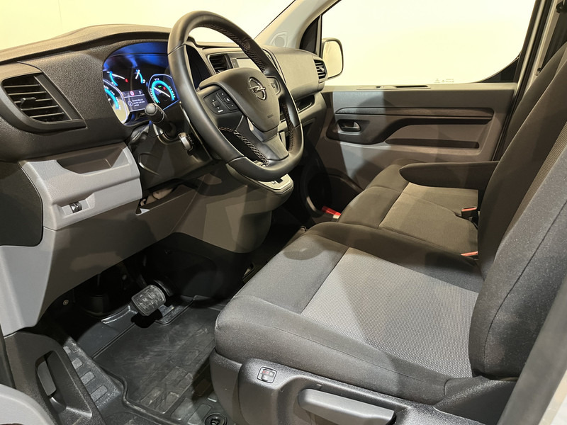 Small van, Electric van Opel Vivaro-e L2 75 kWh Servicebus / Sortimo Inrichting / 100% elektrisch !! / Airco / Cruise Control / CarPlay / Camera / Navigatie / 3-Zits / 3.800 KM !!: picture 6