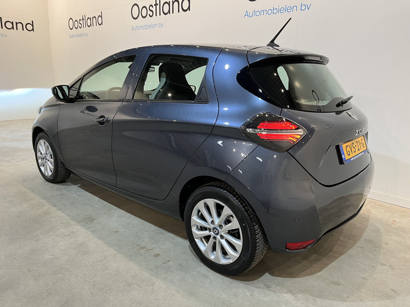 Renault ZOE R110 Experience 52 kWh (Huuraccu) / CarPlay / PDC / Airco / Cruise Control / LMV / 25.400 KM !! Prijs ex BTW € 8.250,- - Hatchback: picture 4 Renault ZOE R110 Experience 52 kWh (Huuraccu) / CarPlay / PDC / Airco / Cruise Control / LMV / 25.400 KM !! Prijs ex BTW € 8.250,- - Hatchback: picture 4