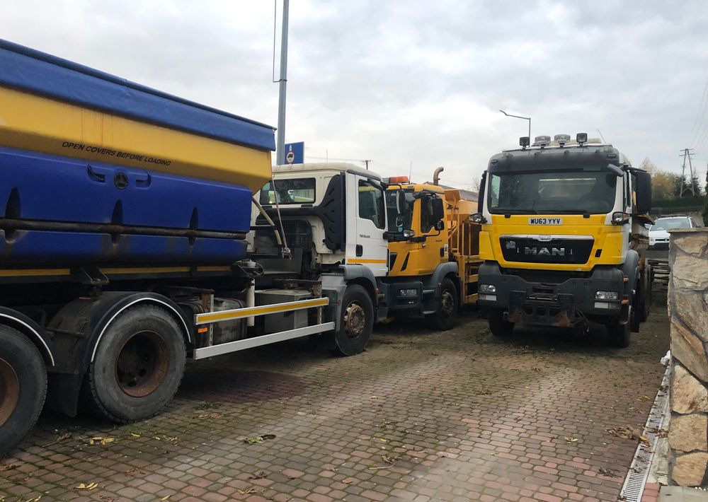 Leasing of  MAN TGM 26.290 piaskarka solarka schmidt 6x4 euro6 MAN TGM 26.290 piaskarka solarka schmidt 6x4 euro6: picture 9