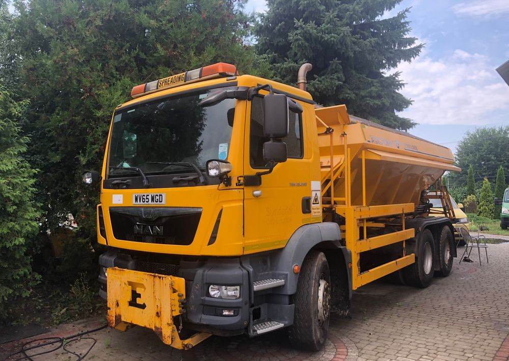 MAN TGM 26.290 piaskarka solarka schmidt 6x4 euro6 - Utility/ Special vehicle, Truck: picture 1 MAN TGM 26.290 piaskarka solarka schmidt 6x4 euro6 - Utility/ Special vehicle, Truck: picture 1