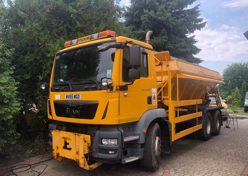 MAN TGM 26.290 piaskarka solarka schmidt 6x4 euro6 - Utility/ Special vehicle, Truck: picture 2 MAN TGM 26.290 piaskarka solarka schmidt 6x4 euro6 - Utility/ Special vehicle, Truck: picture 2