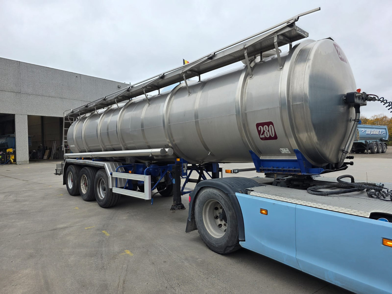 MAGYAR - Tank semi-trailer: picture 2 MAGYAR - Tank semi-trailer: picture 2