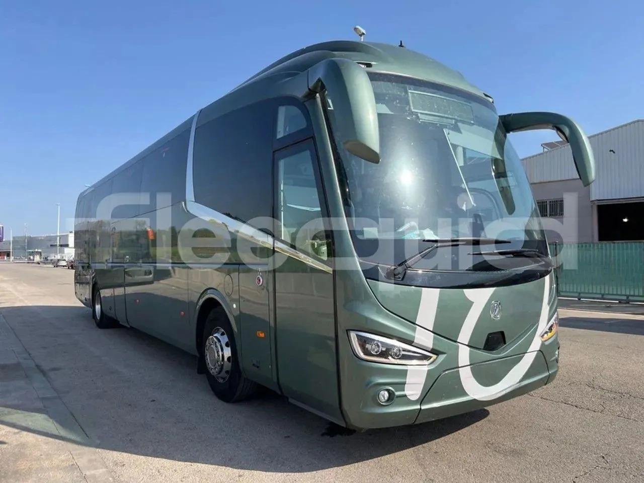 Coach Irizar i6: picture 1
