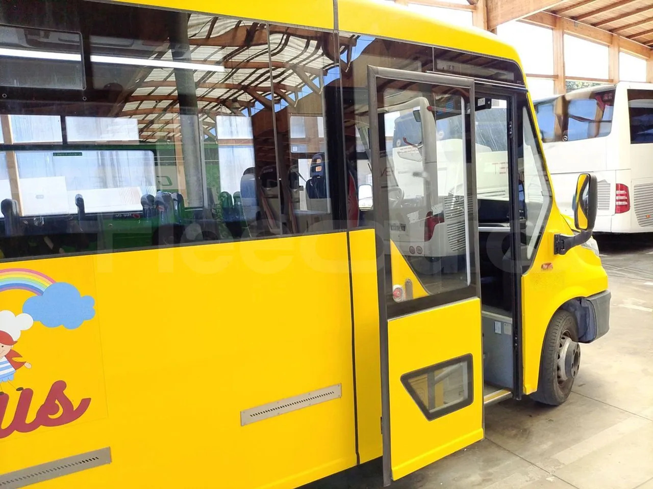 School bus Iveco Indcar: picture 14