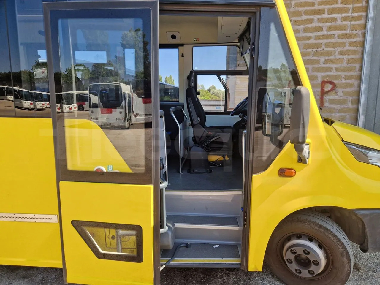 School bus Iveco Indcar: picture 12