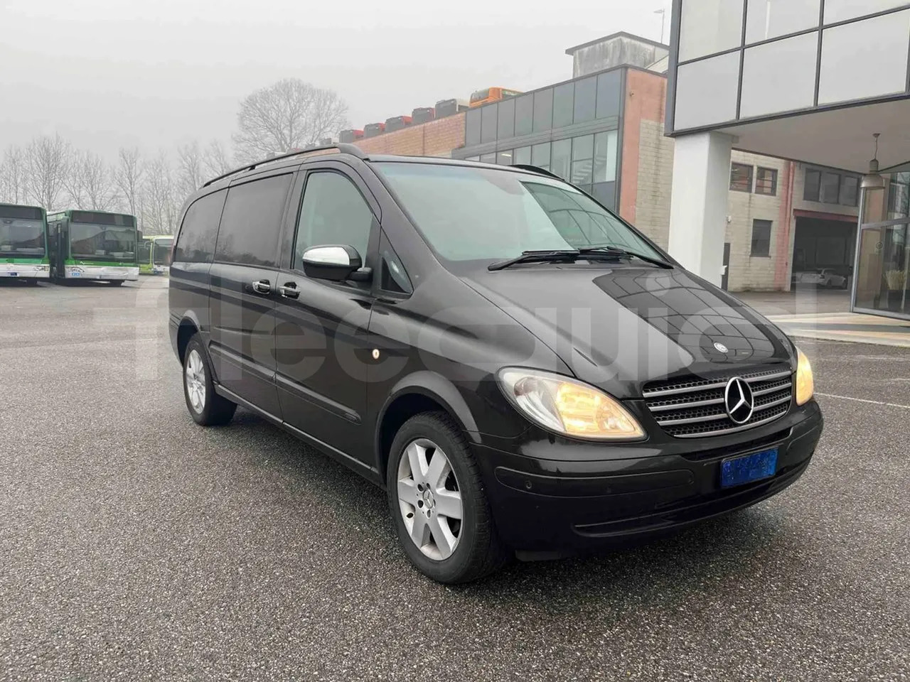 Mercedes-Benz Viano - Passenger van: picture 1 Mercedes-Benz Viano - Passenger van: picture 1