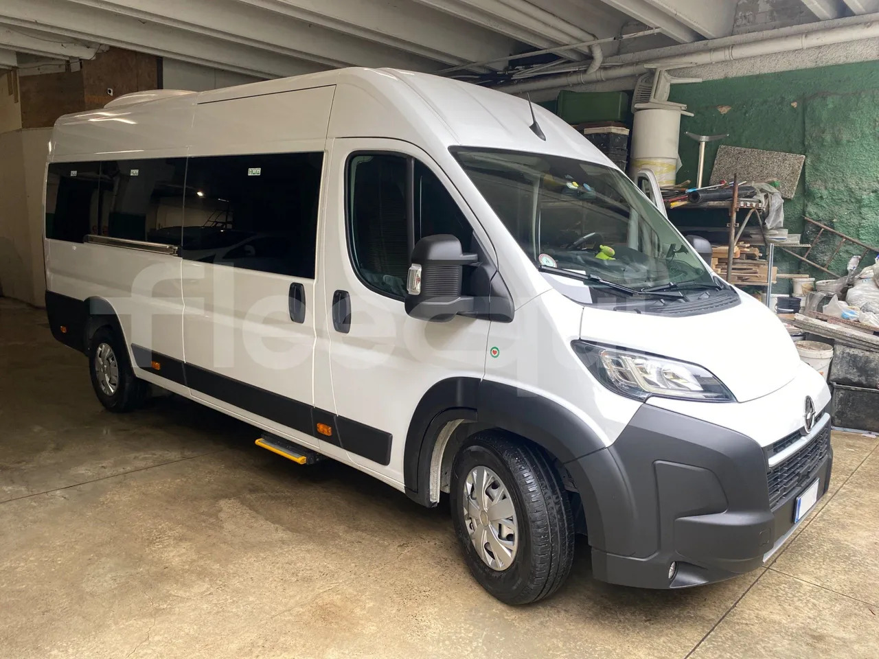 Opel Movano - Minibus, Passenger van: picture 1 Opel Movano - Minibus, Passenger van: picture 1