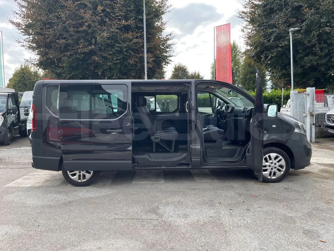 Minibus, Passenger van Opel Vivaro - B: picture 14